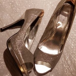 Silver Glitter RAMPAGE heels